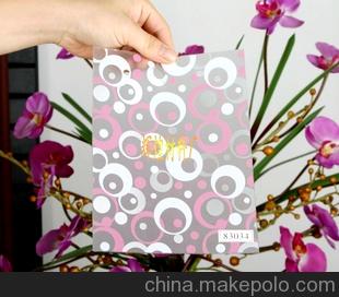 廠家直銷大量現(xiàn)貨 窗花紙批發(fā) 玻璃紙窗貼 窗紙批發(fā)