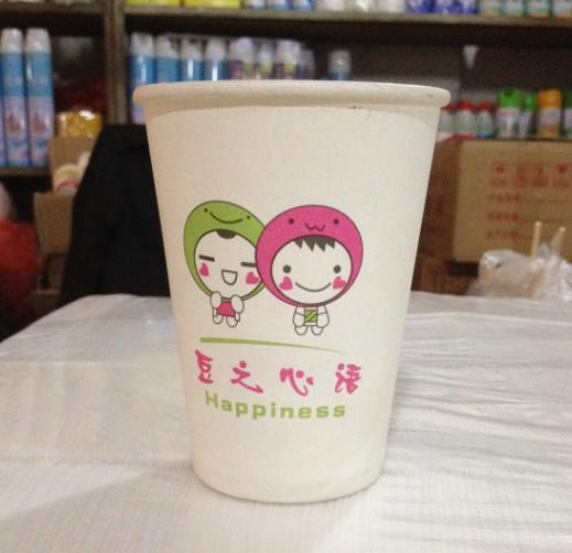 廠家生產(chǎn)一次性紙杯，濟(jì)南華淼歡迎您來(lái)定制，訂做屬于您的風(fēng)格