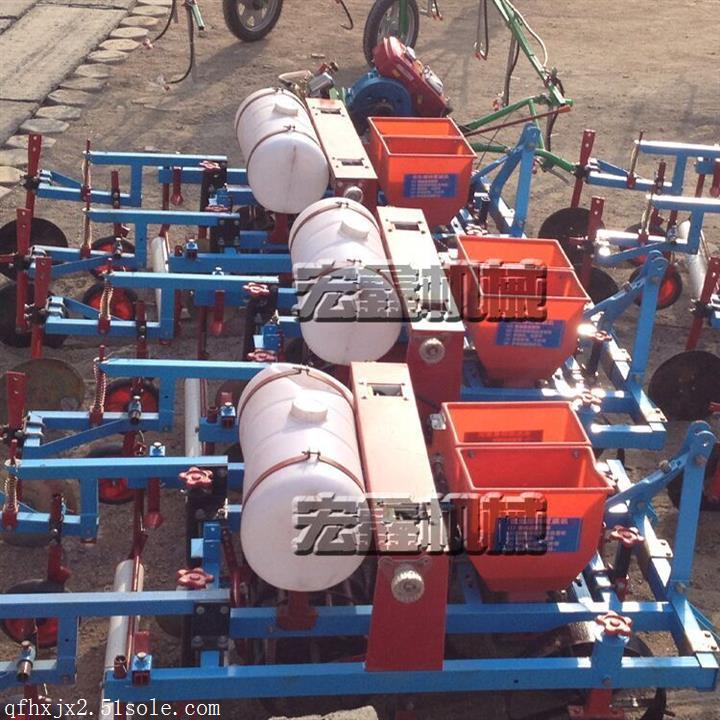 土豆噴藥覆膜機(jī) 覆膜機(jī)報價單 熱銷覆膜機(jī)