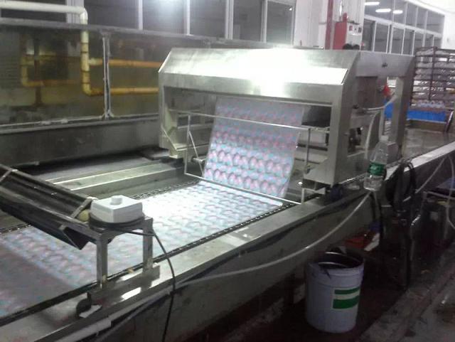 深圳水轉印機器報價，易紅機械全自動水轉印設備領導品牌
