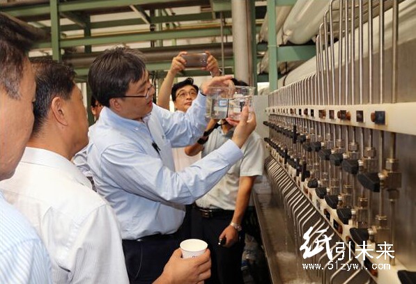 山東省環(huán)境保護(hù)廳廳長(zhǎng)王安德一行到亞太森博(山東)漿紙有限公司調(diào)研